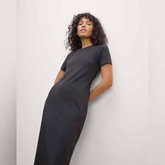 Everlane The Form T-Shirt Dress Black / Size XS - Picture 1 of 12